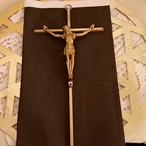 Jesus vintage Crucifixion 10 inches by 5